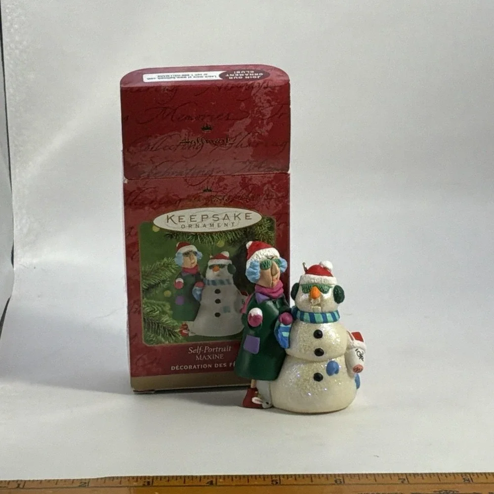 Vintage 2000 Hallmark Keepsake Ornament Self-Portrait Maxine Snowman w/Box